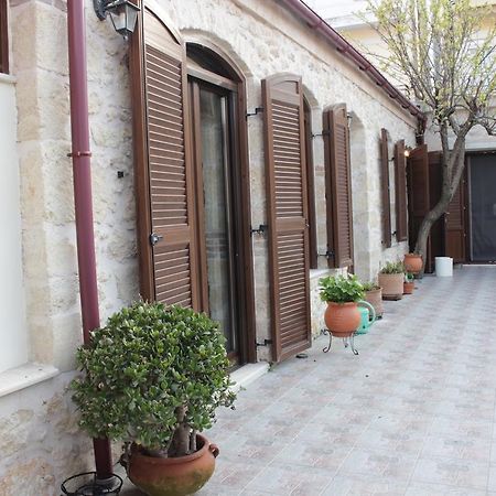 Artemisia Traditional Home Choudetsi ภายนอก รูปภาพ