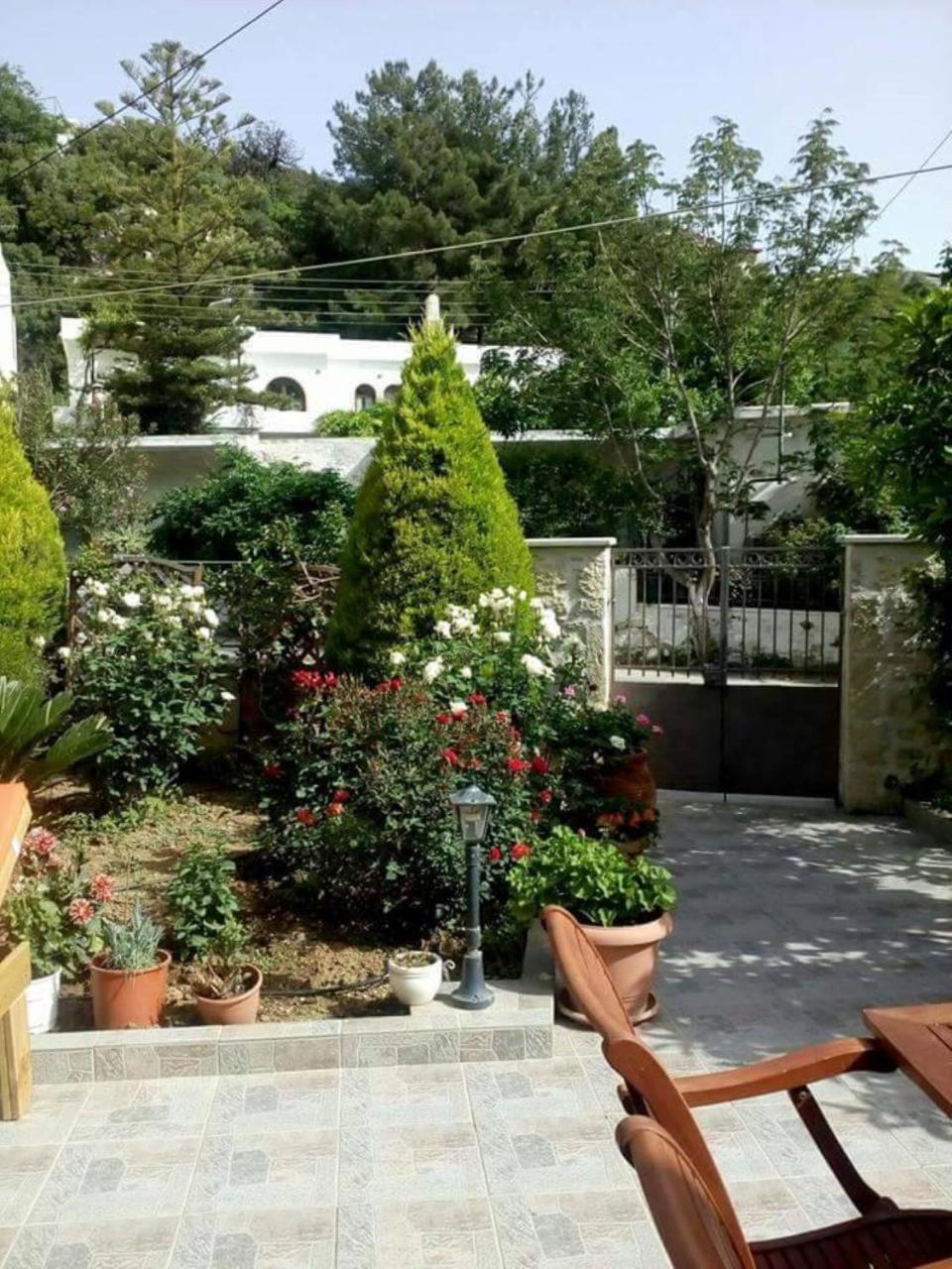 Artemisia Traditional Home Choudetsi ภายนอก รูปภาพ